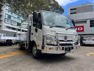 2025 Hino 616 Wide Trade Ace Auto TRADE ACE Cab Chassis (WHITE) Thumbnail